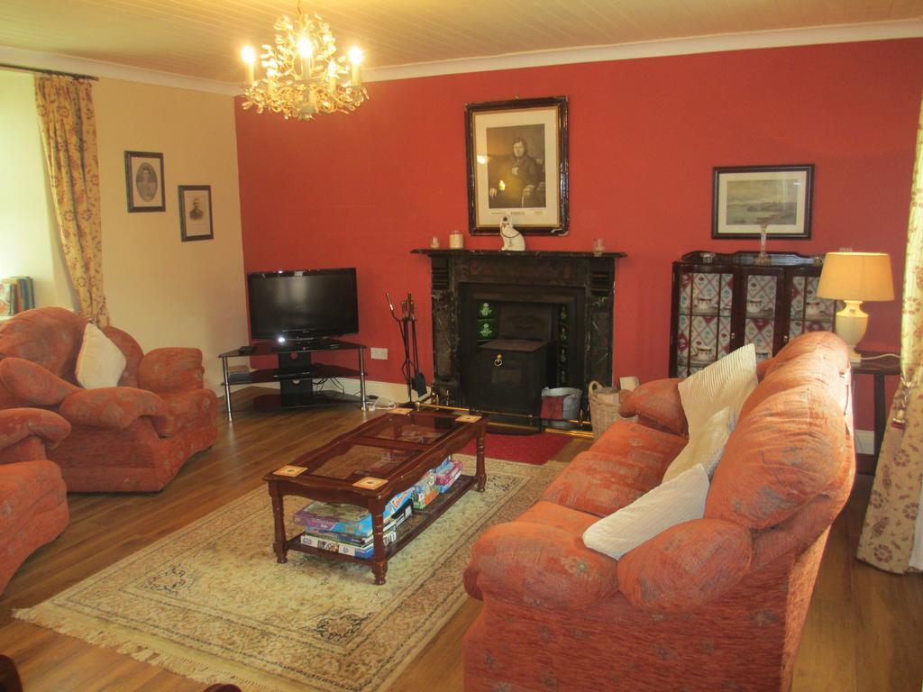 Tralia Farmhouse Self Catering 패란포르 객실 사진